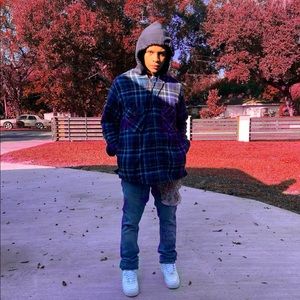 Meet your Posher, Jafet